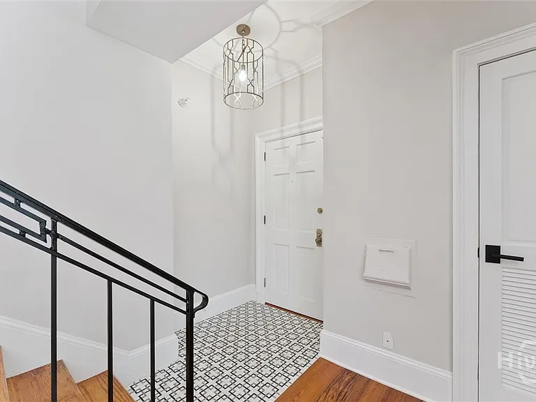 24 E Liberty St #73&83 — Photo 24