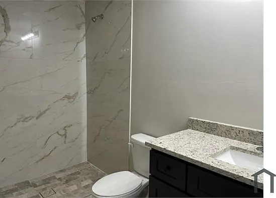 226 South Rd — Photo 5