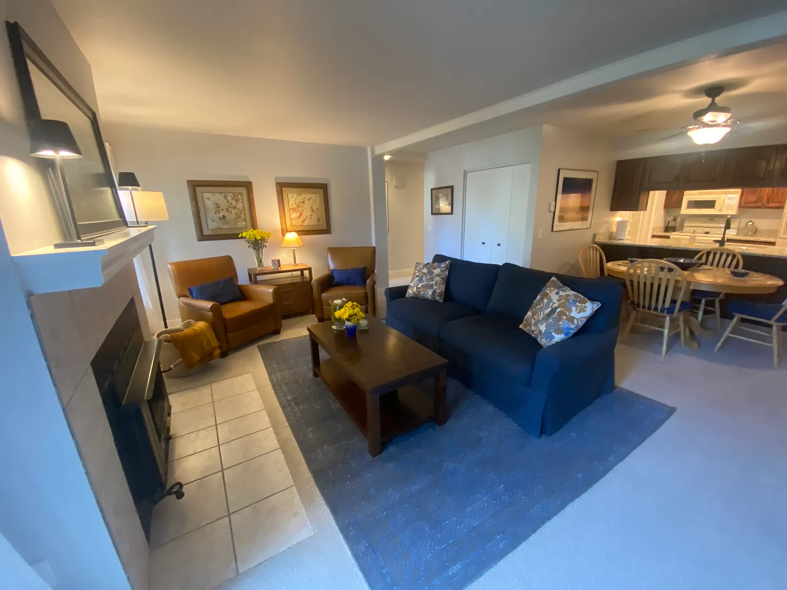 2 bed, 1126 sqft, $2,100 — Photo 1