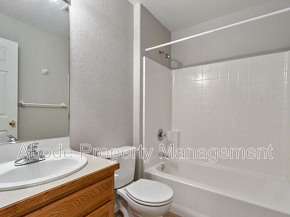 4th image of 310 Ash Ct #1