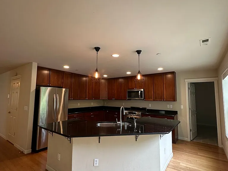 1319 Foreman Rd — Photo 7