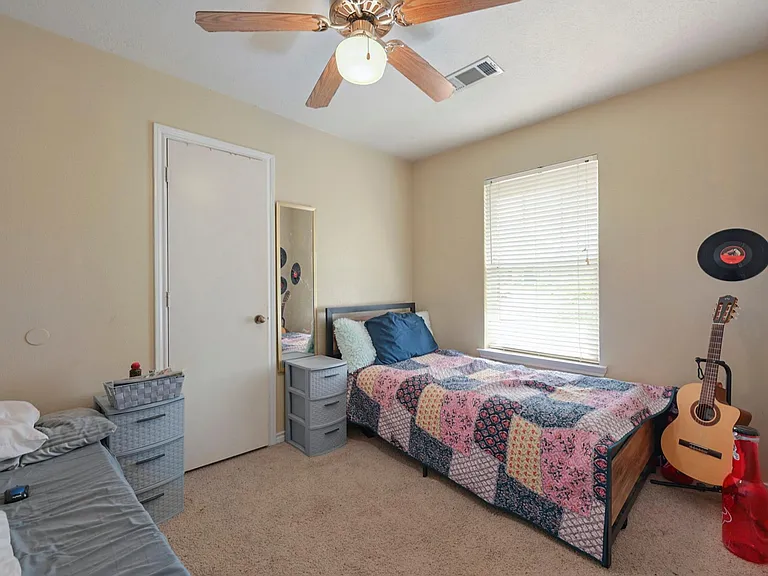 3983 Tiffany Trl — Photo 8
