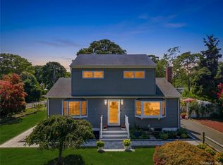 70 Fanning Avenue, Hampton Bays, NY 11946
