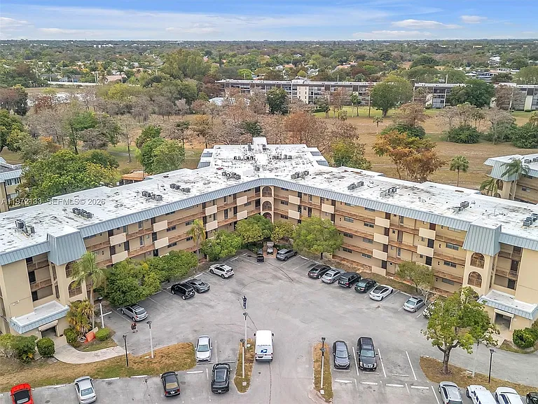 6201 N Falls Circle Dr #210 — Photo 28