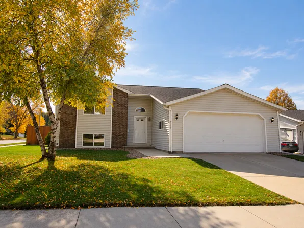 2402 60th St NW, Rochester, MN 55901
