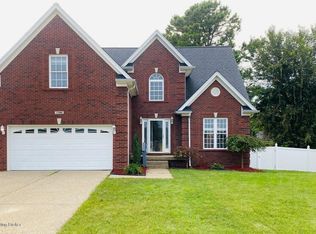7700 Apple Mill Pl, Louisville, KY 40228