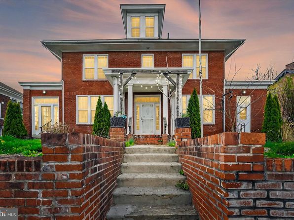 3004 Herr St, Harrisburg, PA 17103