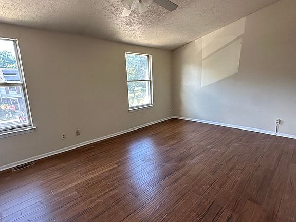 5th image of 44 Waterview Ct