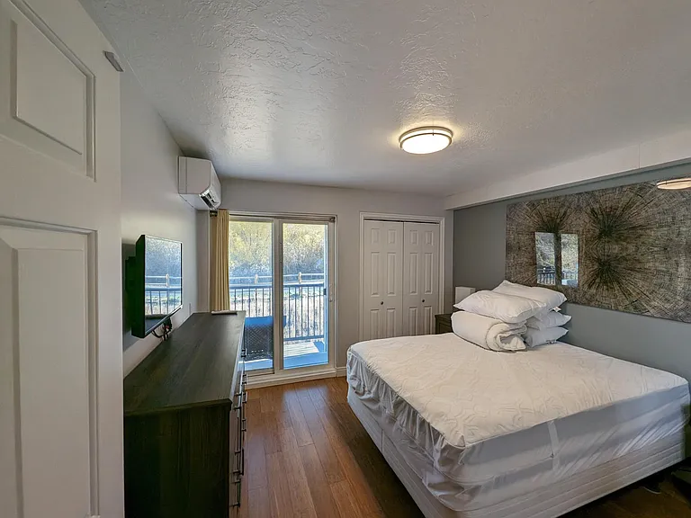 1885 Prospector Ave #B-1 — Photo 9