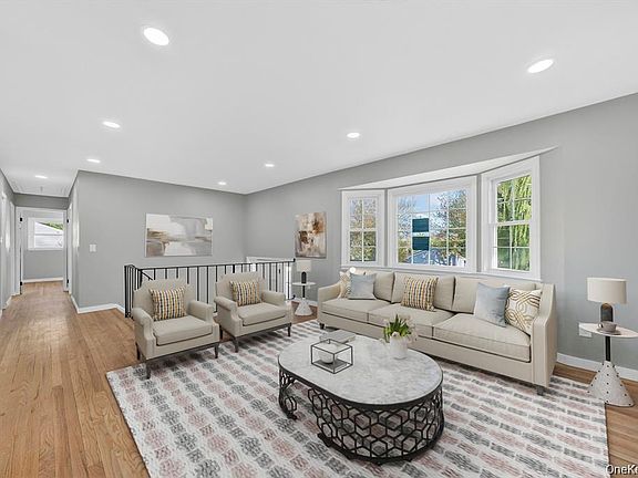 3rd image of 8 Mockingbird Lane