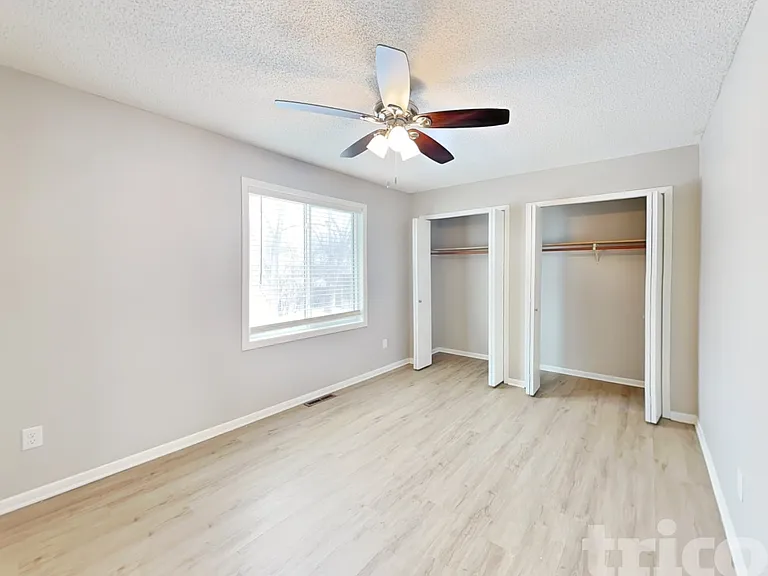 8301 Thomas Ave N — Photo 6