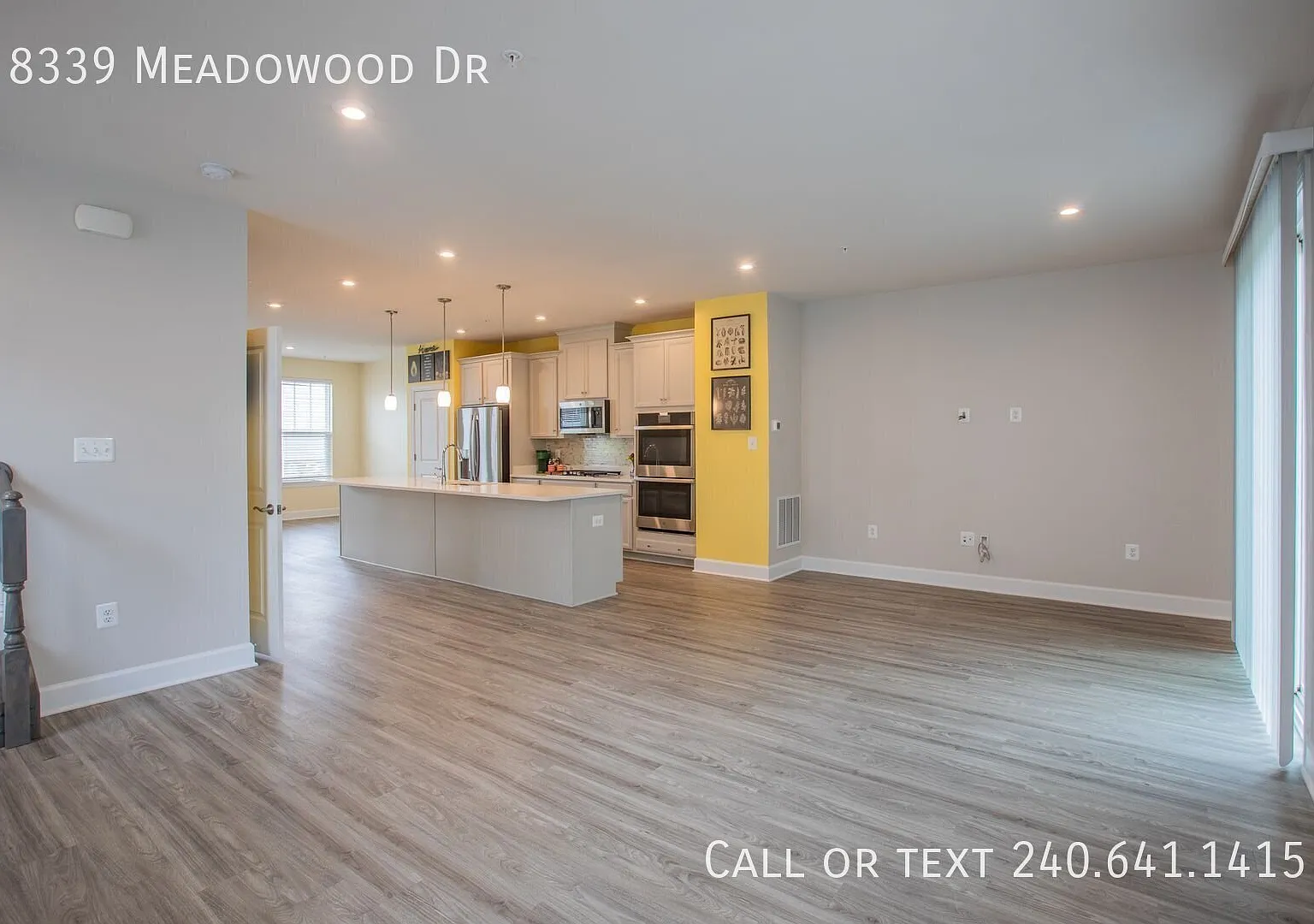 Elegant 3 Br/4.5 Ba Eog Townhome In Hanover! — Photo 3
