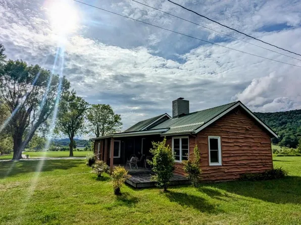 835 Dobbins Rd, Banner Elk, NC 28604