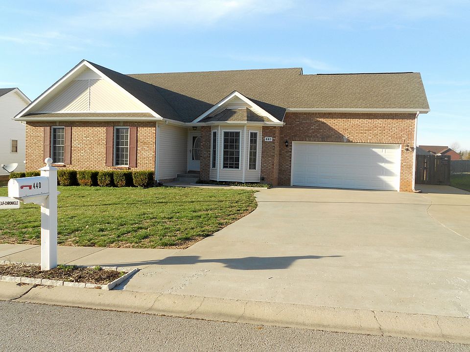 1st image of 440 Piney Dr