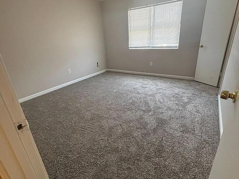 125 Lari Ln — Photo 5