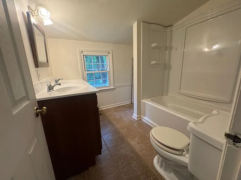 143 Barrett Heights Rd — Photo 16