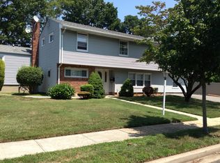 181 N Syracuse Ave, Massapequa, NY 11758