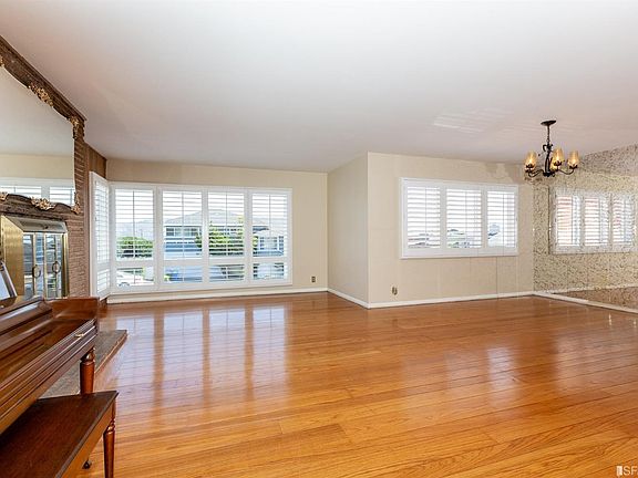 3rd image of 968 Southgate Ave