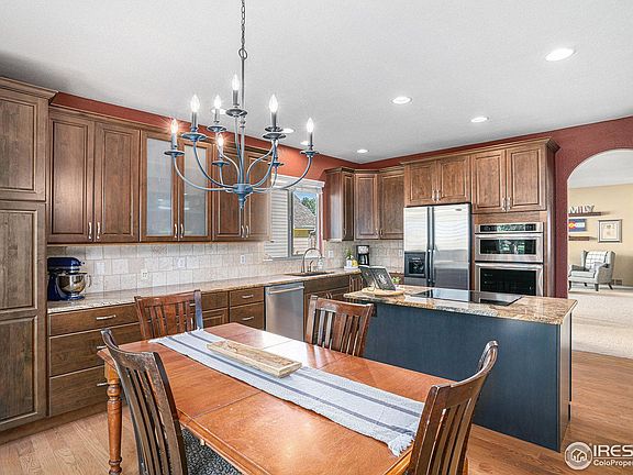 5th image of 11725 Montgomery Cir