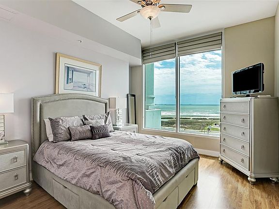 2nd image of 500 Seawall Blvd Unit 909