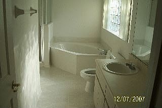 5th image of 35 Lago Vista Pl