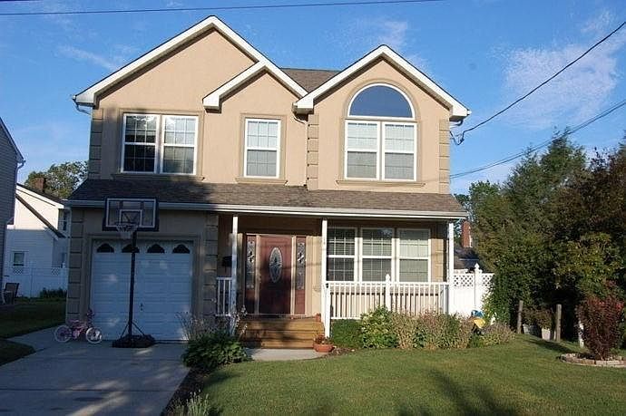 1st image of 18 Foran Pl