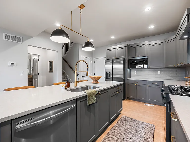 648 Greenspire Dr #V-6 — Photo 9