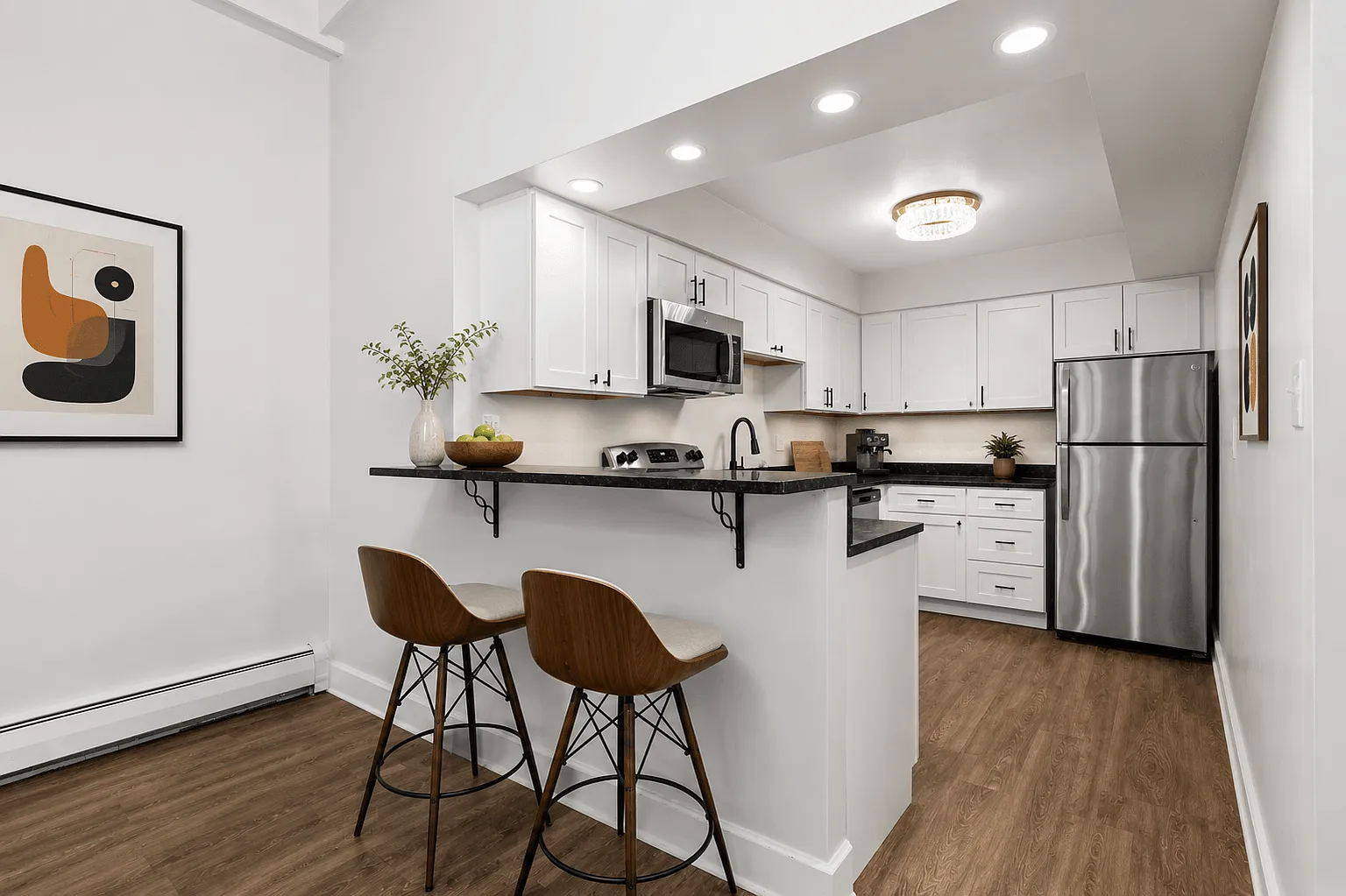 Apple Ridge Apartments - Livonia, MI — Photo 2