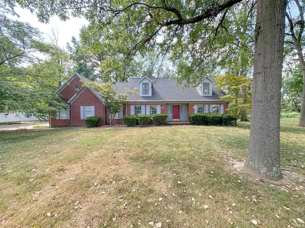 4011 Frame Rd, Newburgh, IN 47630