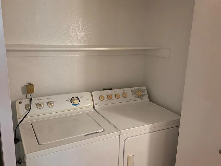 2025 E Campbell Ave #241 — Photo 12