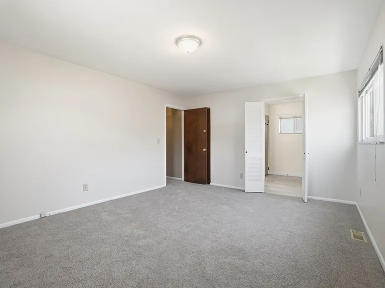 157 Harter Ave — Photo 16