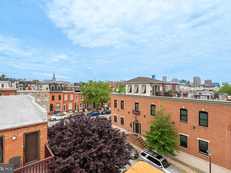 601 Harvey St — Photo 16