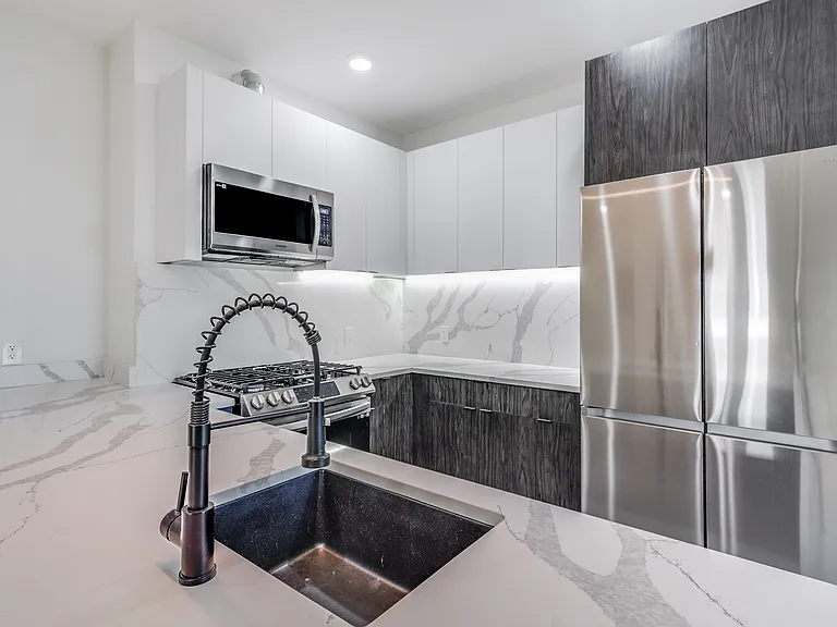 41 Dey St #2 — Photo 4