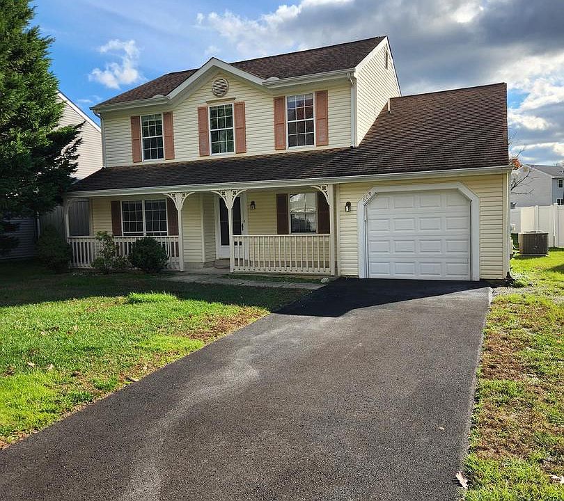 1st image of 609 W Pompeii Dr