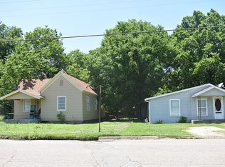 405 S 5th Ave, Durant, OK 74701