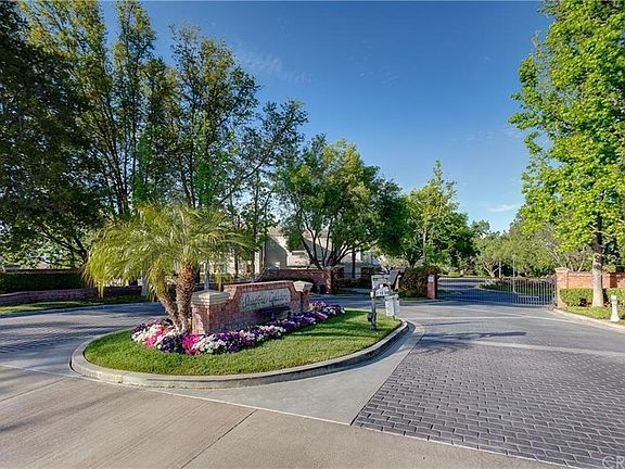 2nd image of 24626 Brighton Dr Unit A