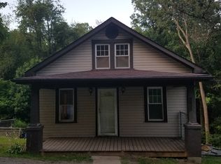 340 Queenstown Rd, Karns City, PA 16041