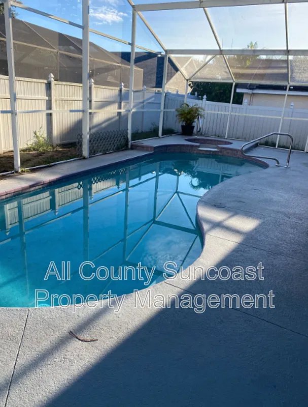 3 bed, 2.0 bath, $2,495 — Photo 2