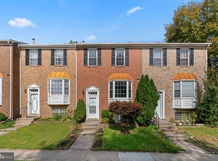 1096 Travis Ln, Gaithersburg, MD 20879