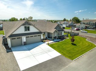 5816 Ruby St, Pasco, WA 99301