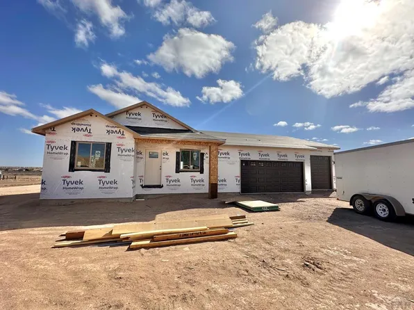 1405 E Dowd Dr, Pueblo, CO 81007