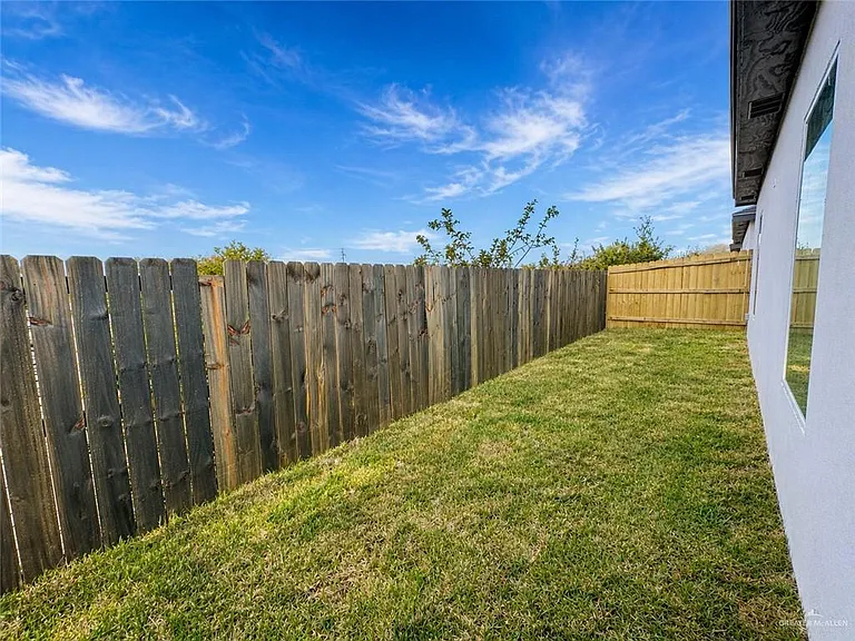 1208 N Aryana Ave — Photo 20