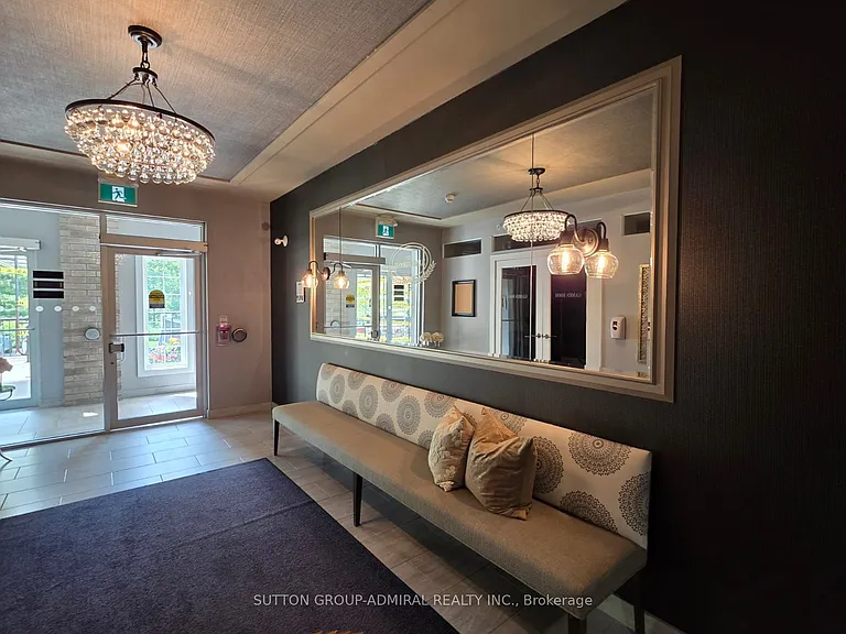 40 Ferndale Dr S #304 — Photo 19