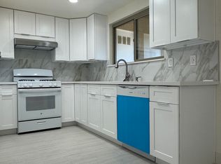 15821 Serrano Rd APT 2, Apple Valley, CA 92307
