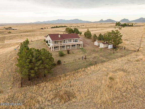 4th image of 2804 Highway 83 W