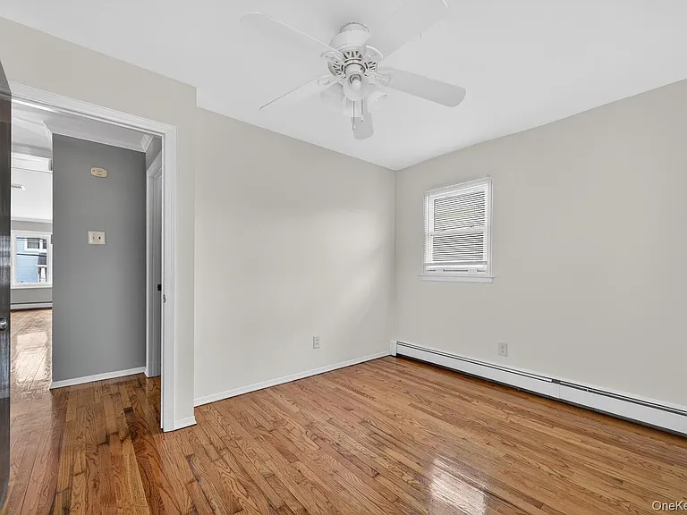 9 Bay Beach Ave — Photo 15