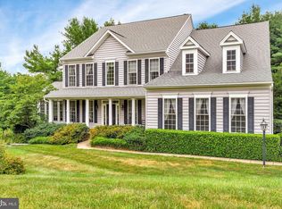 19111 Saint Abrahams Ct, Hampstead, MD 21074
