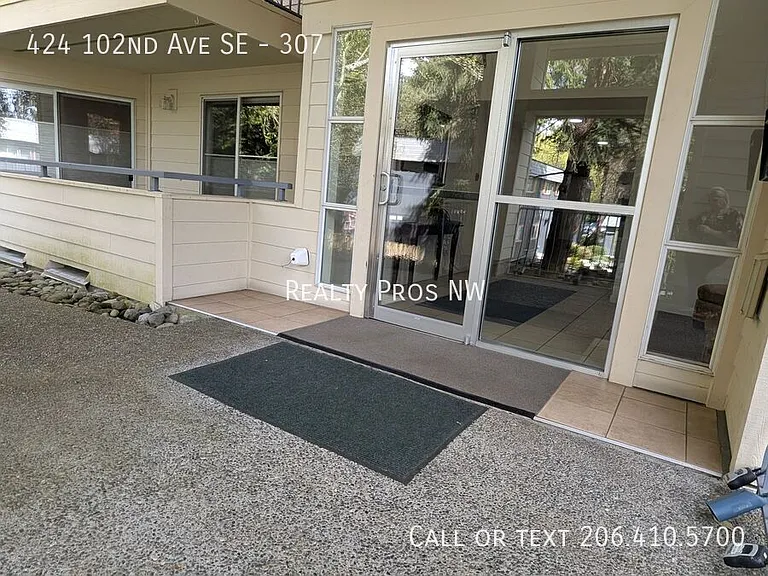 424 102nd Ave SE #307 — Photo 31