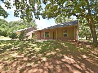 220 W Lakewood Dr, Guthrie, OK 73044