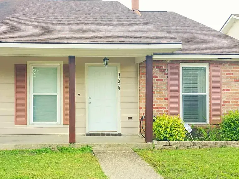 37275 Northwood Aly — Photo 1